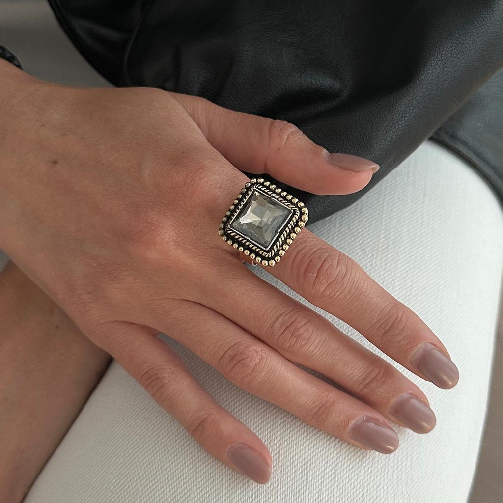 Vintage Square Acrylic Diamond Ring, Fashionable Geometric Imitation Gemstone Ring, Index Finger Ring