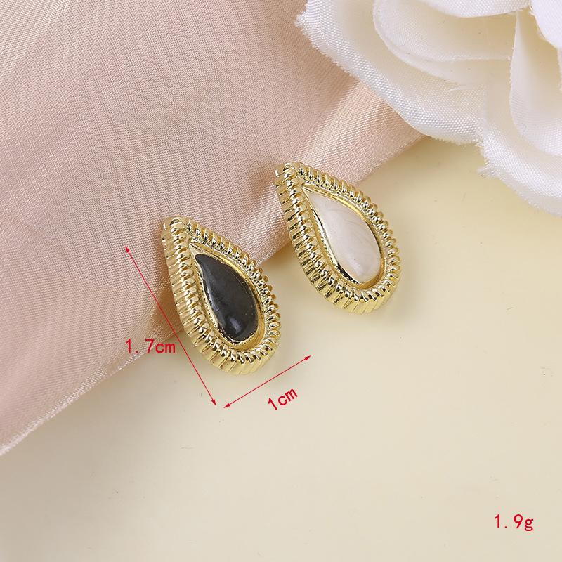 

10 шт. Пуговицы Сяосянфэн Металлические Высокие Жемчужные Декоративные Пуговицы Женская Куртка Пальто Премиальное Ощущение Ручной Работы Пуговицы для Рубашки MC0009 20MM