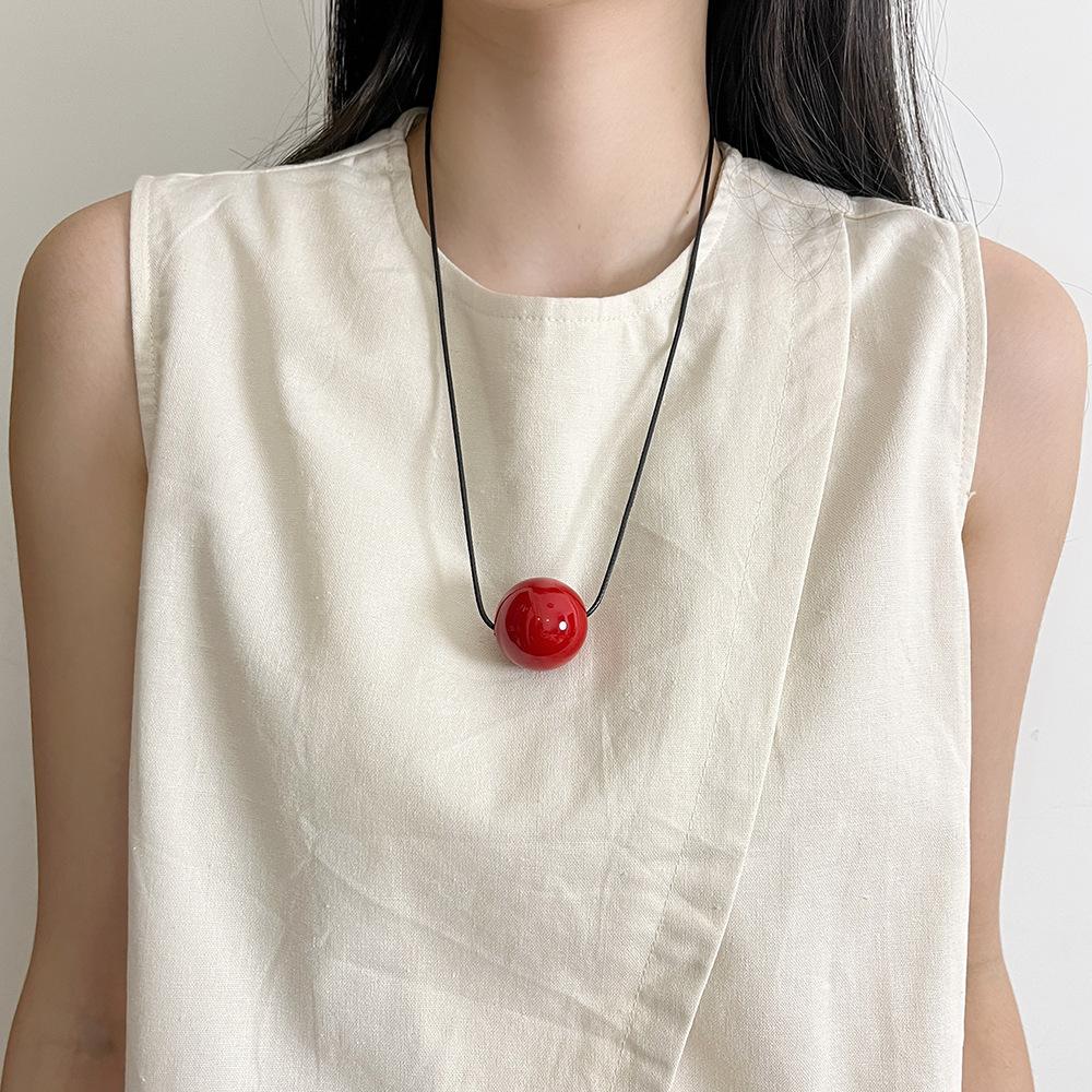 Classic Simple Metal Geometric Big Ball Pendant Necklace Women's Long Personality Design Sweater Long Chain Jewelry Accessories
