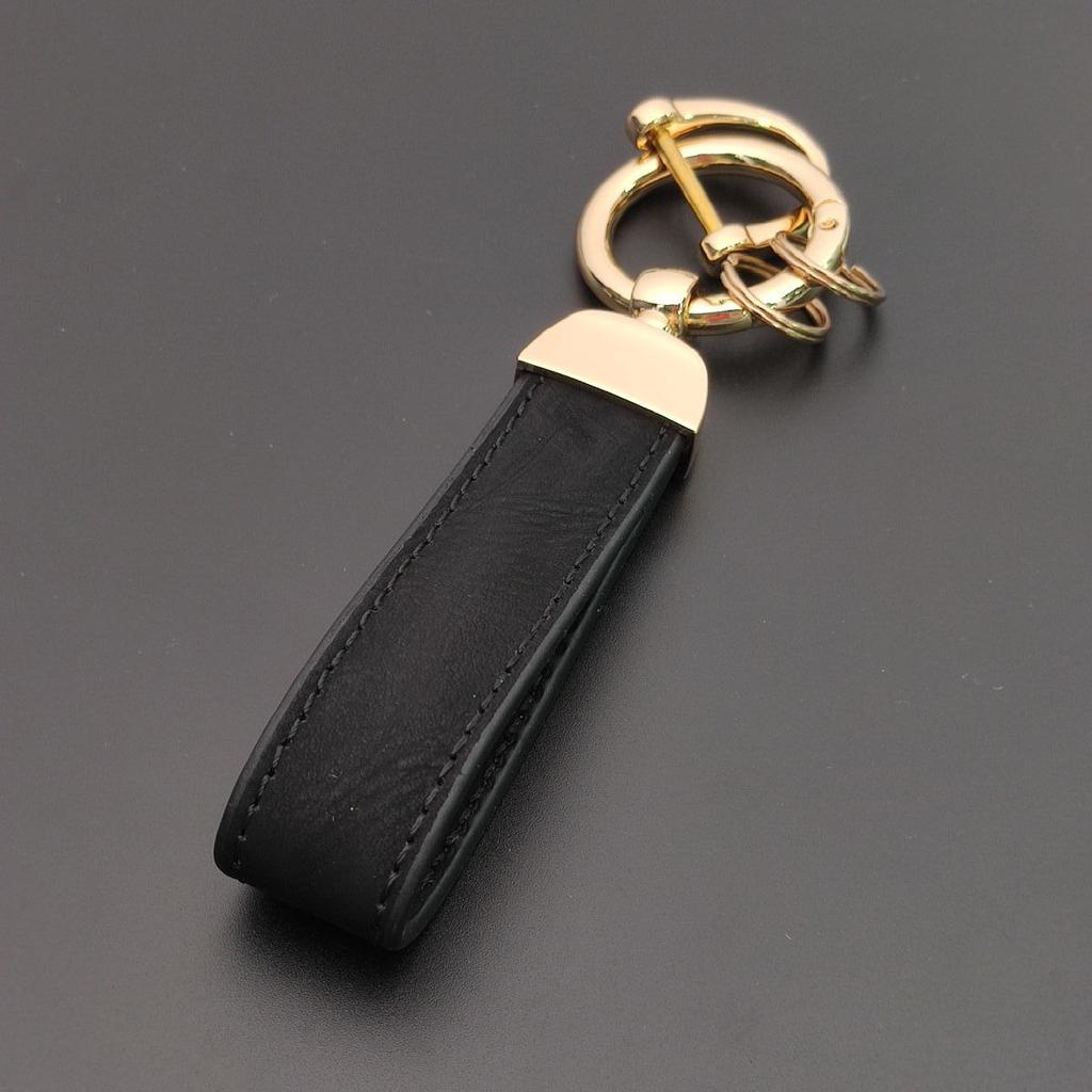 Minimalist Stainless Steel Metal Keyring Leather Car Keychain Pendant Laser Engrave Customized Name Vintage Accessory Gift