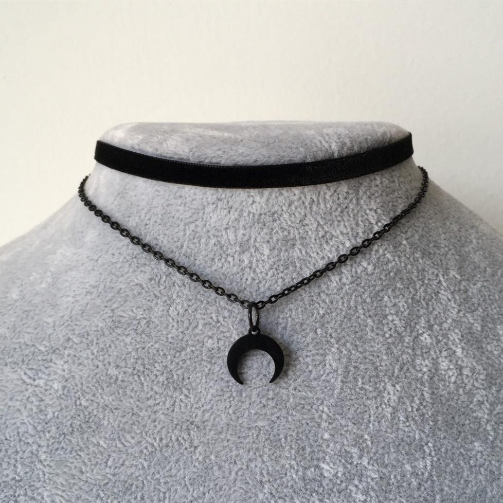 

Gothic Fashion Black Geometric Cone Rose Moon Crow Pendant Double Layer Fold Wear Necklaces for Women Personality Jewelry Gifts