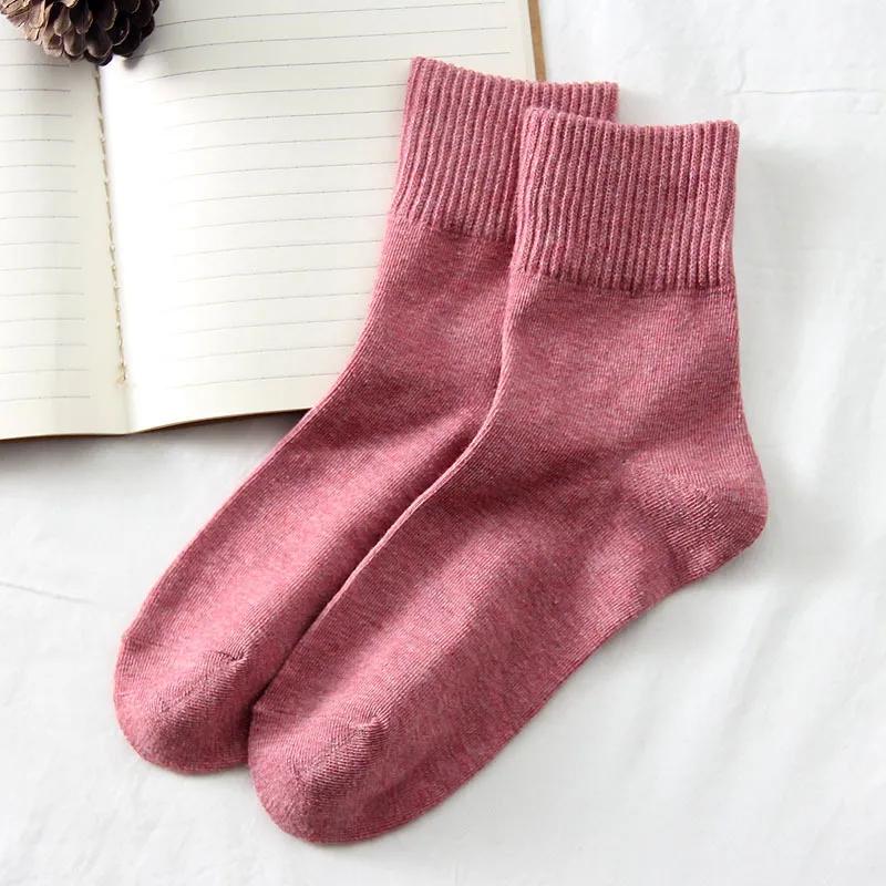 Frauen Socken Baumwolle Retro Crew Rohr Einfarbig Winter Mode Hajuruku Schwarz Weiß Sets Qualität Lose Koreanische Lange Nette