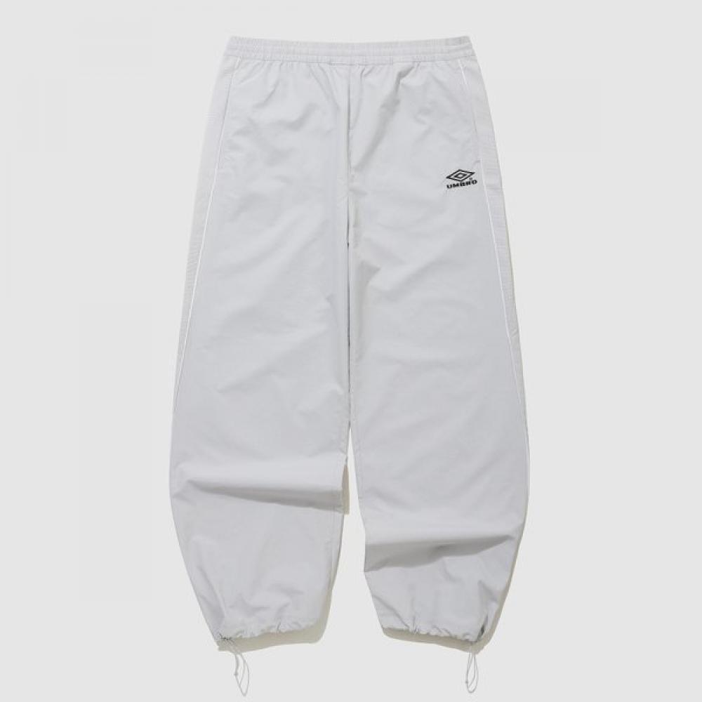 Umbro Unisex Engineered Woven Wide   Jogger Pants Uq121cpt23wgr
