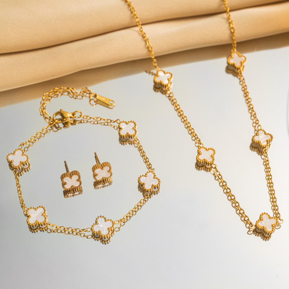 Titanium Steel 9mm Double-sided Four-leaf Clover Necklace Set for Women Fashionable Elegant and Luxurious