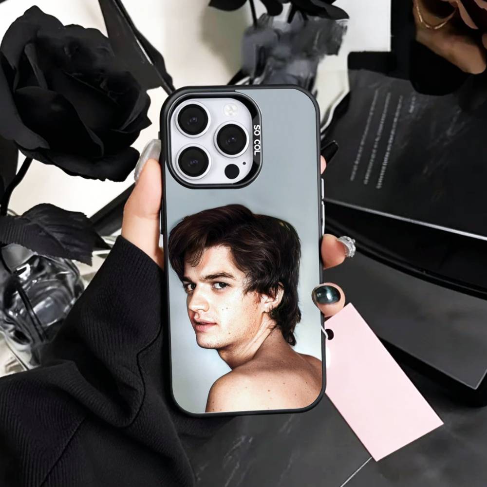 

D-Djo Singer J-Joe K-Keery Чехол для телефона для iPhone17,16,15,14,13,12,11 Plus,Pro Max Цветной Серебряное покрытие Внутренняя крышка iPhone12
