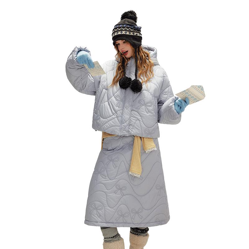 UNIFREE Quilted Hooded Slim-fit Light Down Jacket M