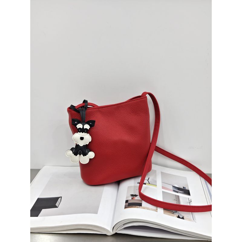 

First Layer Cowhide Mini Bucket Bag Female 2025 Spring/Summer New Arrival Minimalist Soft Mobile Phone Shoulder Messenger Bag Red