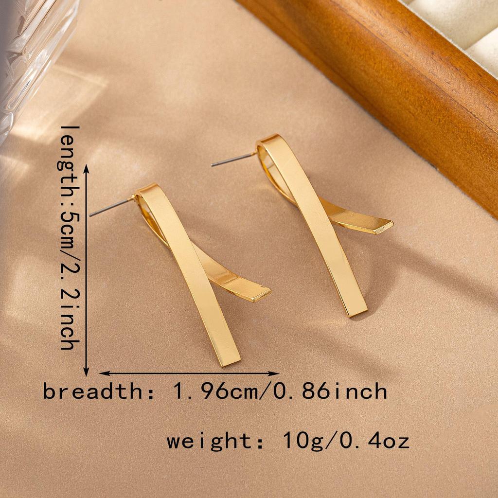 2024 Modern European & American Geometric Metal Cross Stud Earrings - Chic & Versatile Women's Fashion Accessory