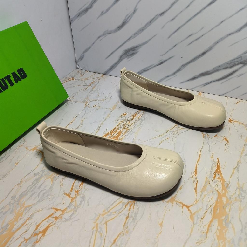 French evening wind single shoes women's shoes 2025 spring and summer grandma shoes soft sole flat bottom round head shallow mouth bean shoes gentle l
