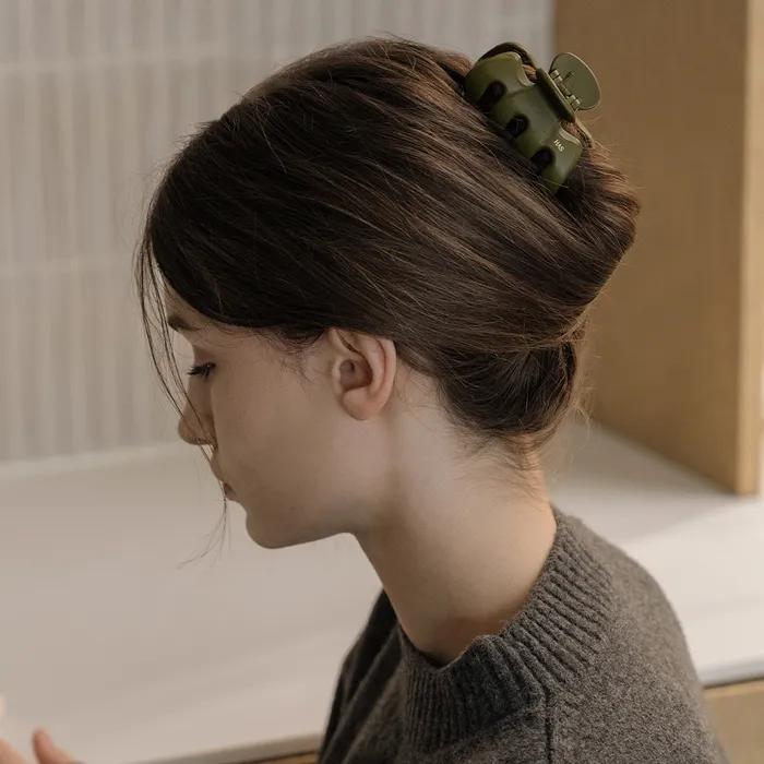HON011 Matte Texture Hair Clip (Olive, Brown)