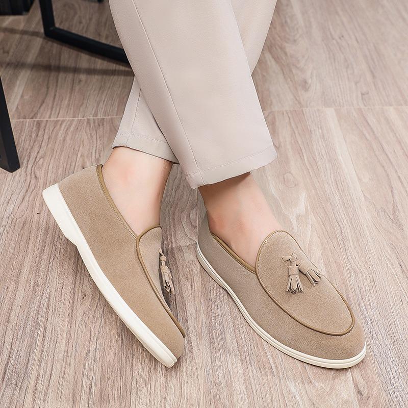 Men's casual single shoes low-top foot-fitting flat-soled men's board shoes lazy one-pedal foot-fitting light men's shoes