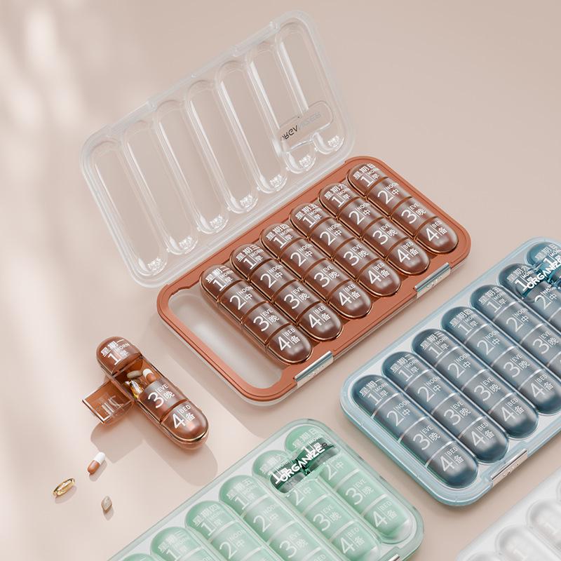 Weekly Portable Pill Organizer and Dispenser with Large-Capacity Pill Splitter
