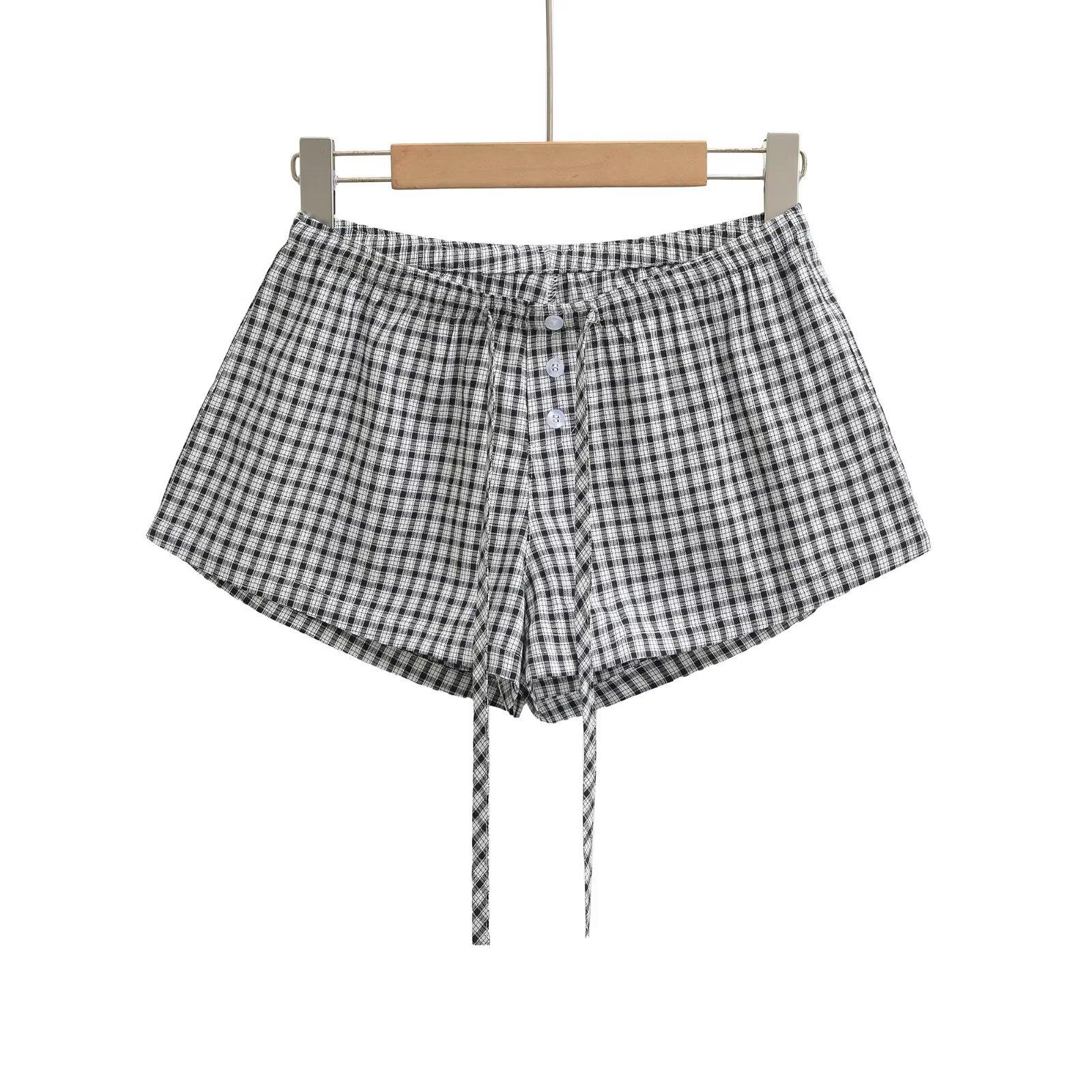 

Spring Arrival: European & American Style Plaid Drawstring Low-Waist Casual Shorts Medium
