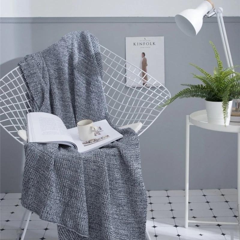 High-End Knitted Wool Blanket with Gradual Color Change Light Luxury Sofa Decor for Home Christmas New Year Valentine's Day Gift