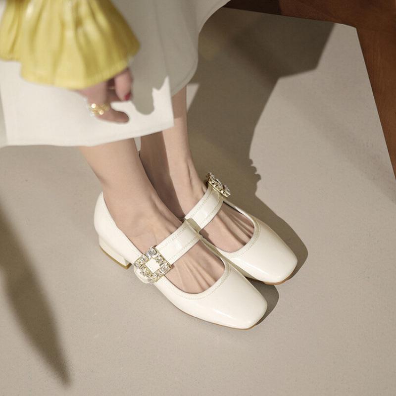 Damen lässige Schuhe mit niedrigem Absatz, neue Slipper, Lederschuhe mit eckiger Spitze, Damen Absatz Ballerinas, schwarzer Fußpedal