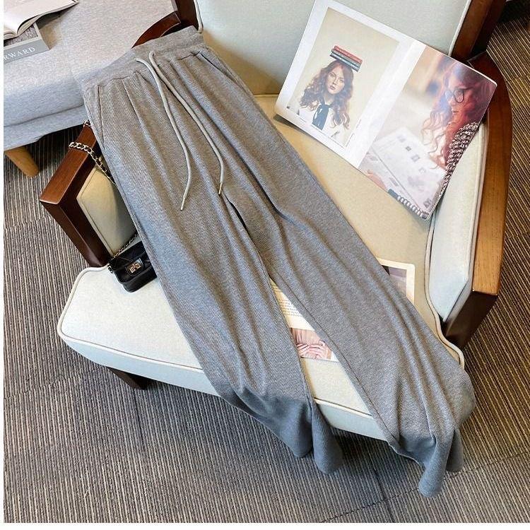 

2026 Plus Size Women s Ice Silk Two-Piece Set: Short Sleeve Top and Wide Leg Pants S (for 65-80 jin)