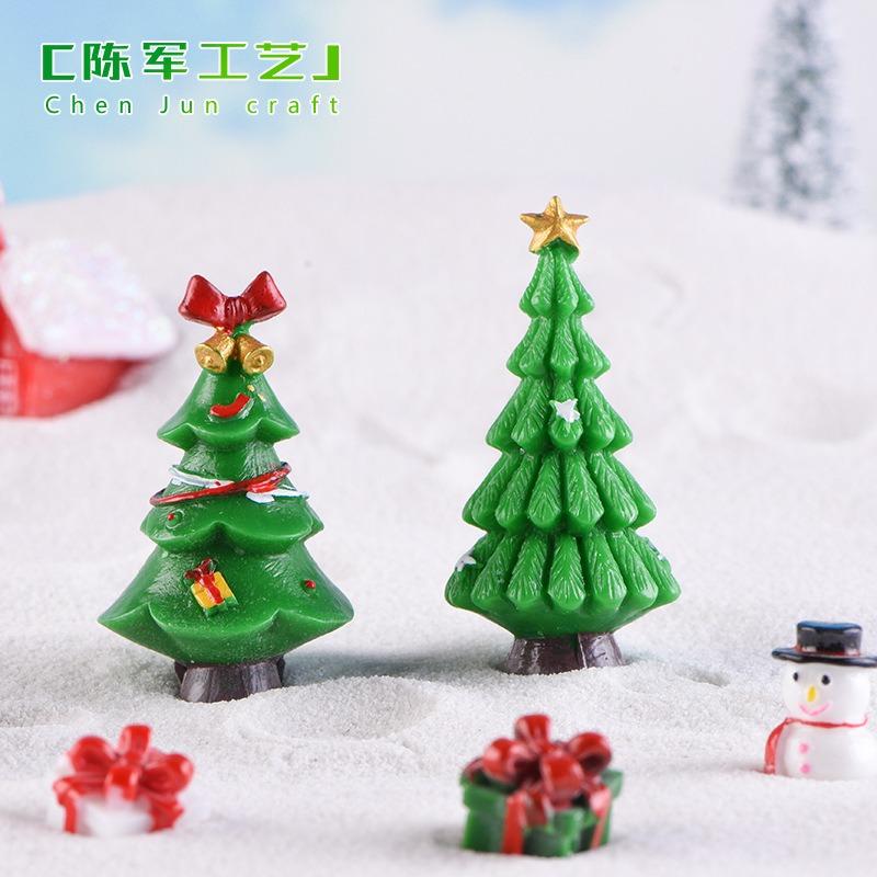 Christmas small gifts, micro-landscape snow scenery, landscaping ornaments, Christmas tree accessories, various sizes of simulated trees
