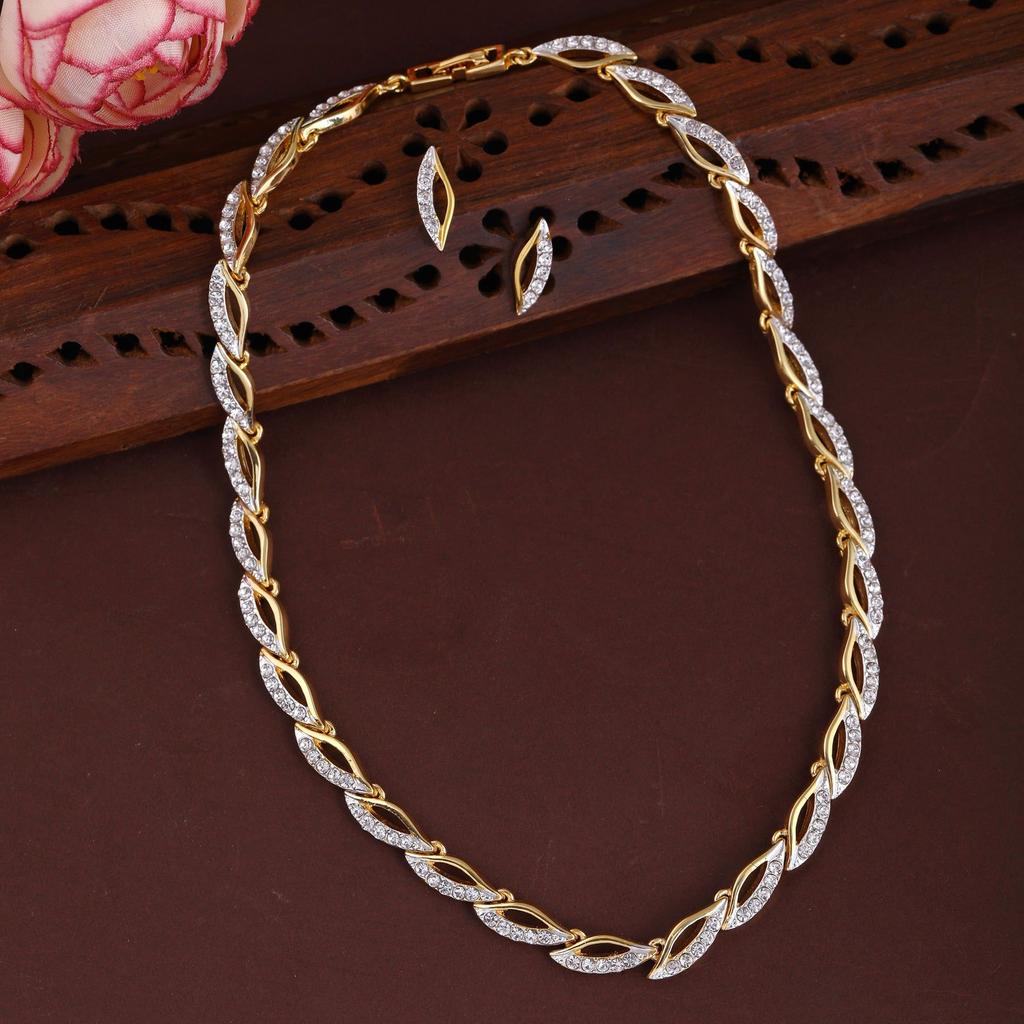 Set colier din plumb Estele placat cu aur cu cristale pentru dama