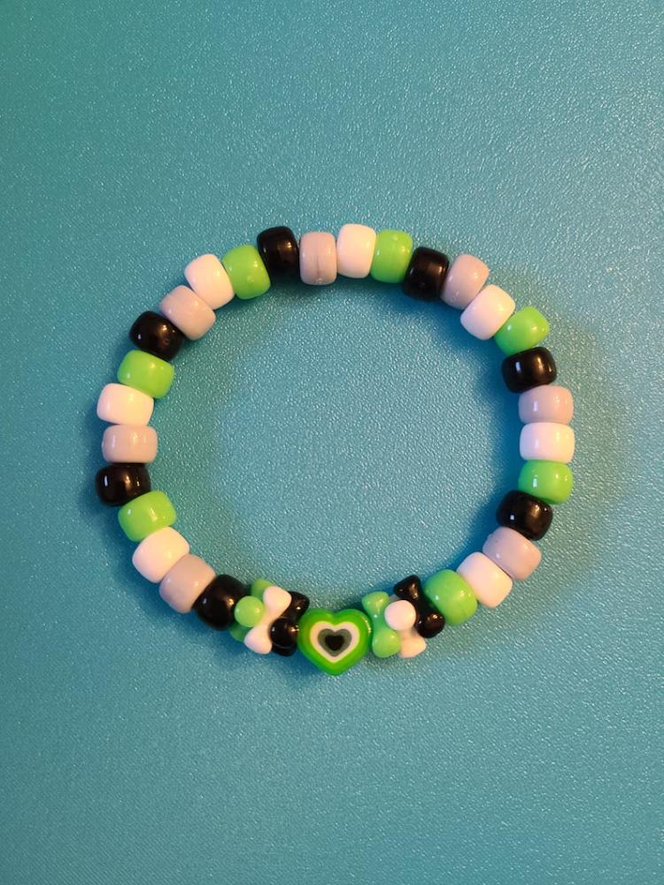 Радужный браслет Kandi Pride Ручной работы из бусин Эластичный браслет для фестиваля и вечеринки