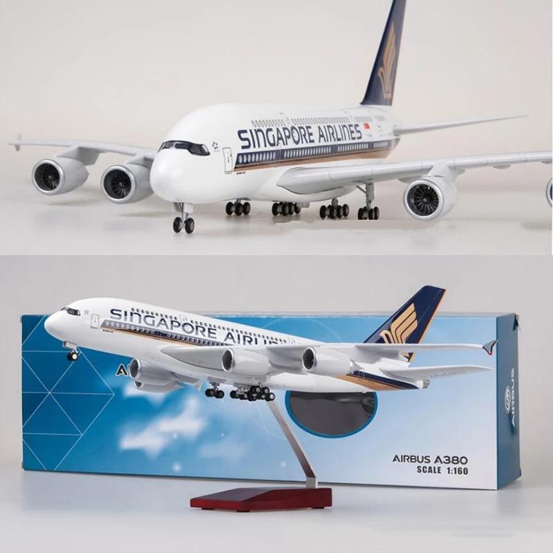1/160 Scale 47CM A380 Singapore Airlines Aircraft Model Decoration Lightweight Die-cast Resin Model Airplane with Wheels Aviatio