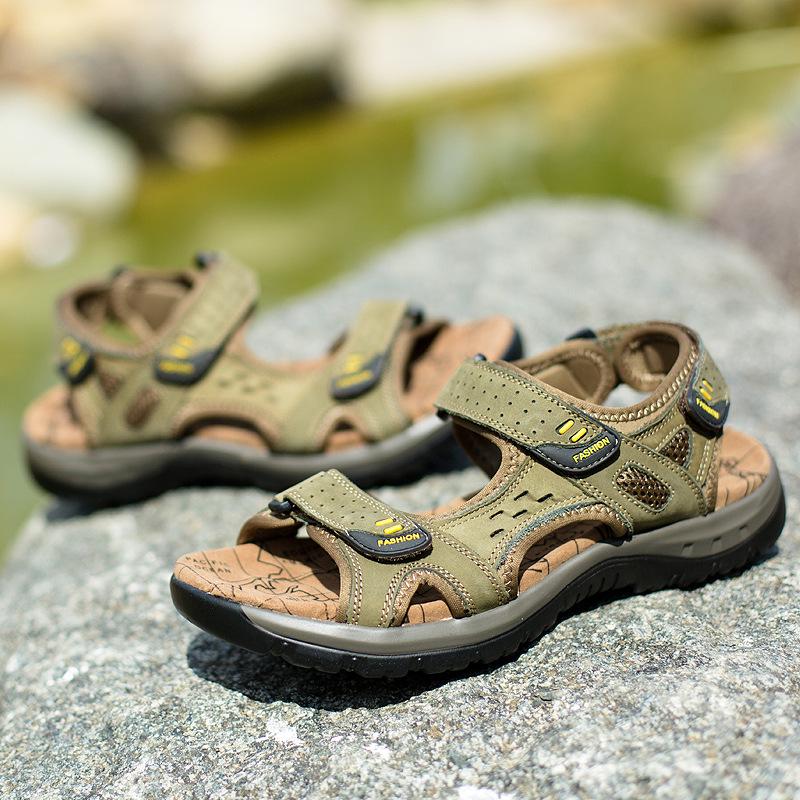 Brand Men's Sandals High Quality Split Leather Mens Beach Shoes Classics Casual Summer Men Beach Sandals