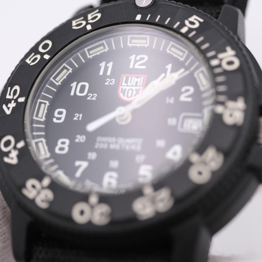 Used LUMINOX SERIES 3000/3900 NAVY SEALS
