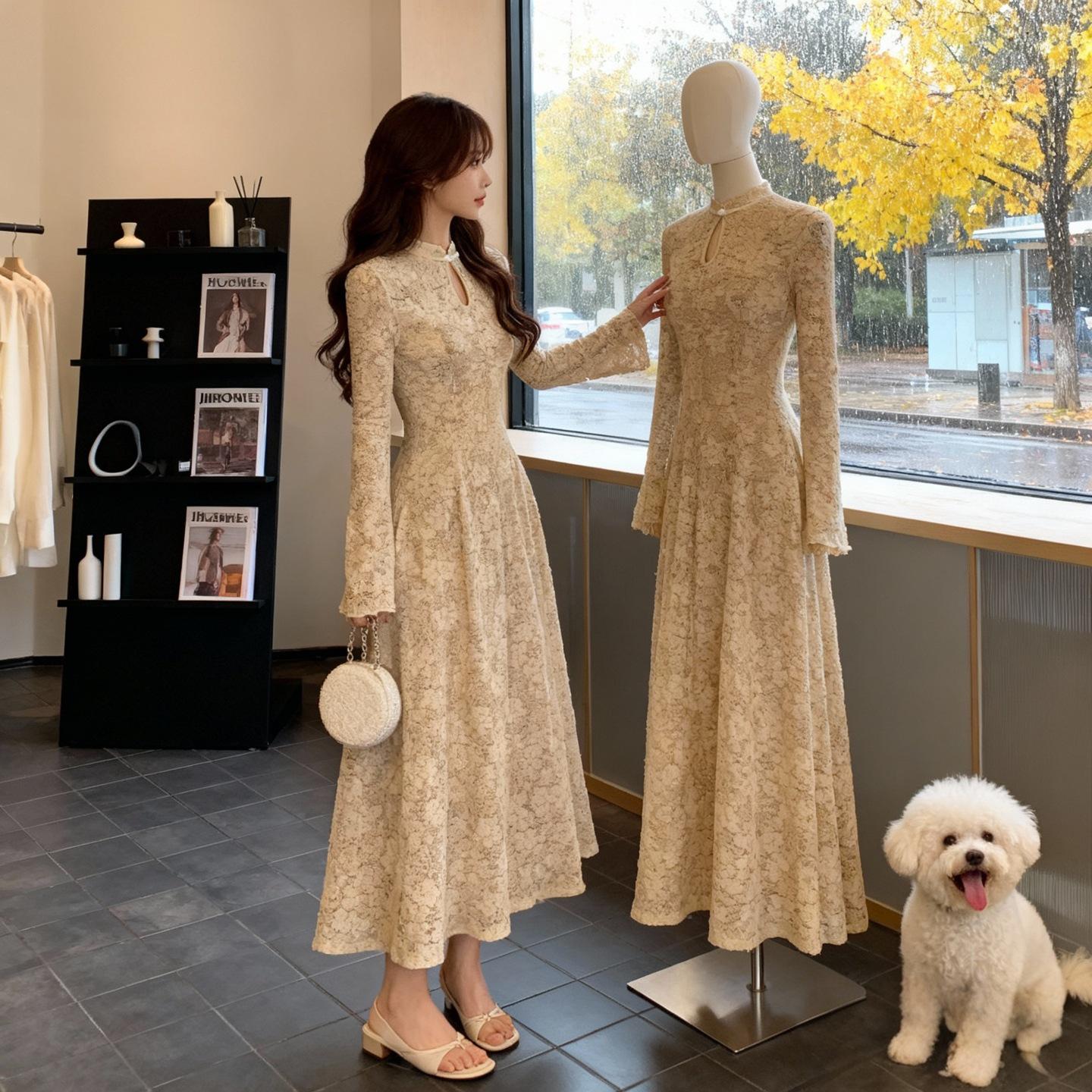 

Autumn/Winter 2025 Women s Stand Collar Frog Button Lace Dress with Waist-Cinched Plus Velvet Design Medium абрикосовий