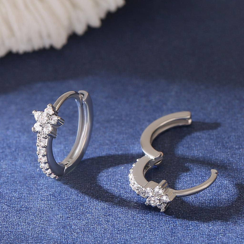 European and American personalized geometric flower versatile earrings for women