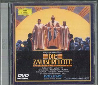

DVD MOZART, JAMES LEVINE, METROPOLITAN - Die Zauberflote UCBG1005 DEUTSCHE GRAMMO Japan Music Video Used