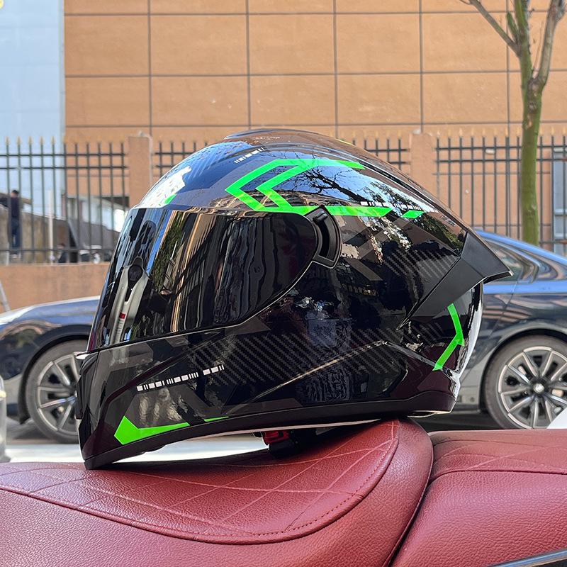 Imitation Street Car Helmet Men's Motorcycle 3C Electric Vehicle Full Helmet Autumn and Winter Knight Double Mirror Riding