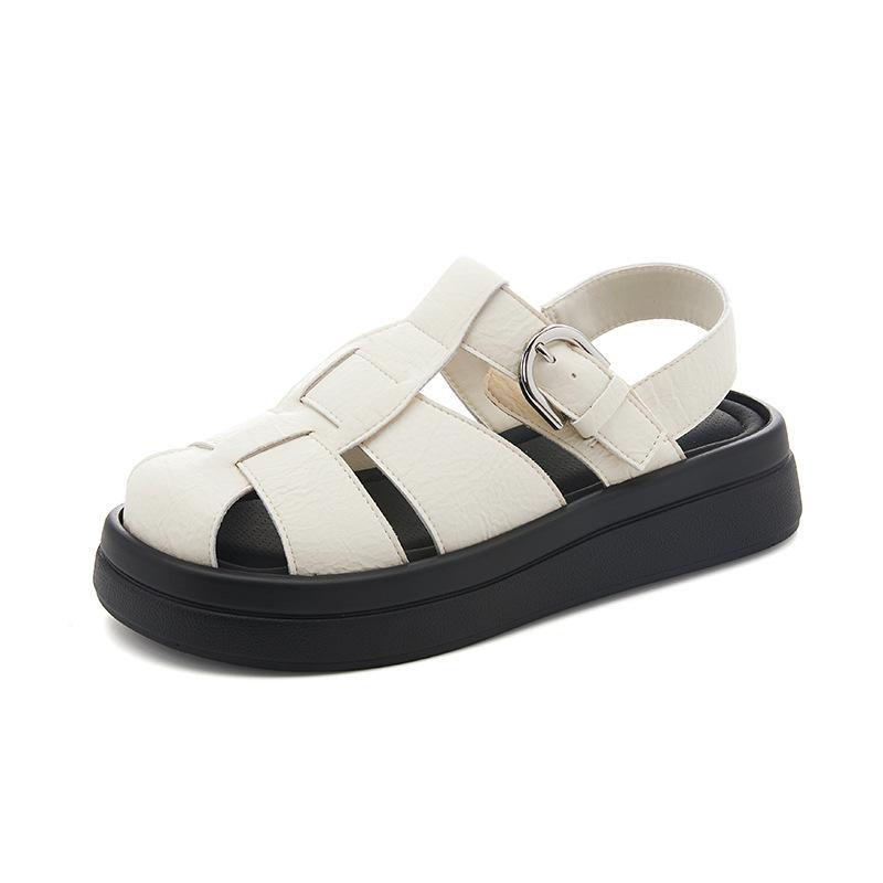 Fashion bag head sandals women's 2025 summer new flat-bottomed retro buckle women's comfortable hollowed-out Roman sandals