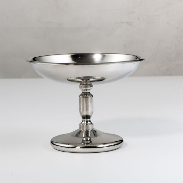 Elegante Salatschüssel Eisbehälter Teller für verlockende Snacks und Dessert