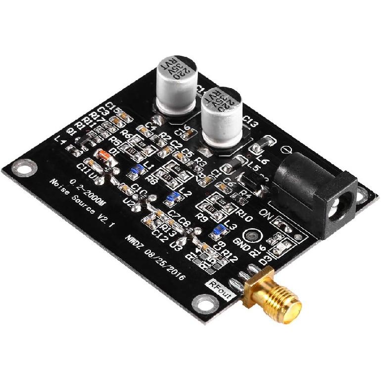 1.5GHz Noise Source Tracking/DC 12V Track Noise Source Board Module Noise Source Simple Spectrum External Tracking Source SMA Generator