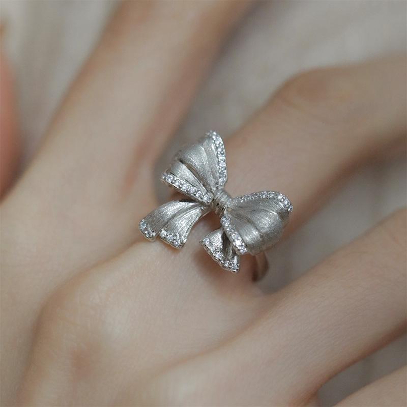 Women's French Retro Bowknot Adjustable Index Finger Ring