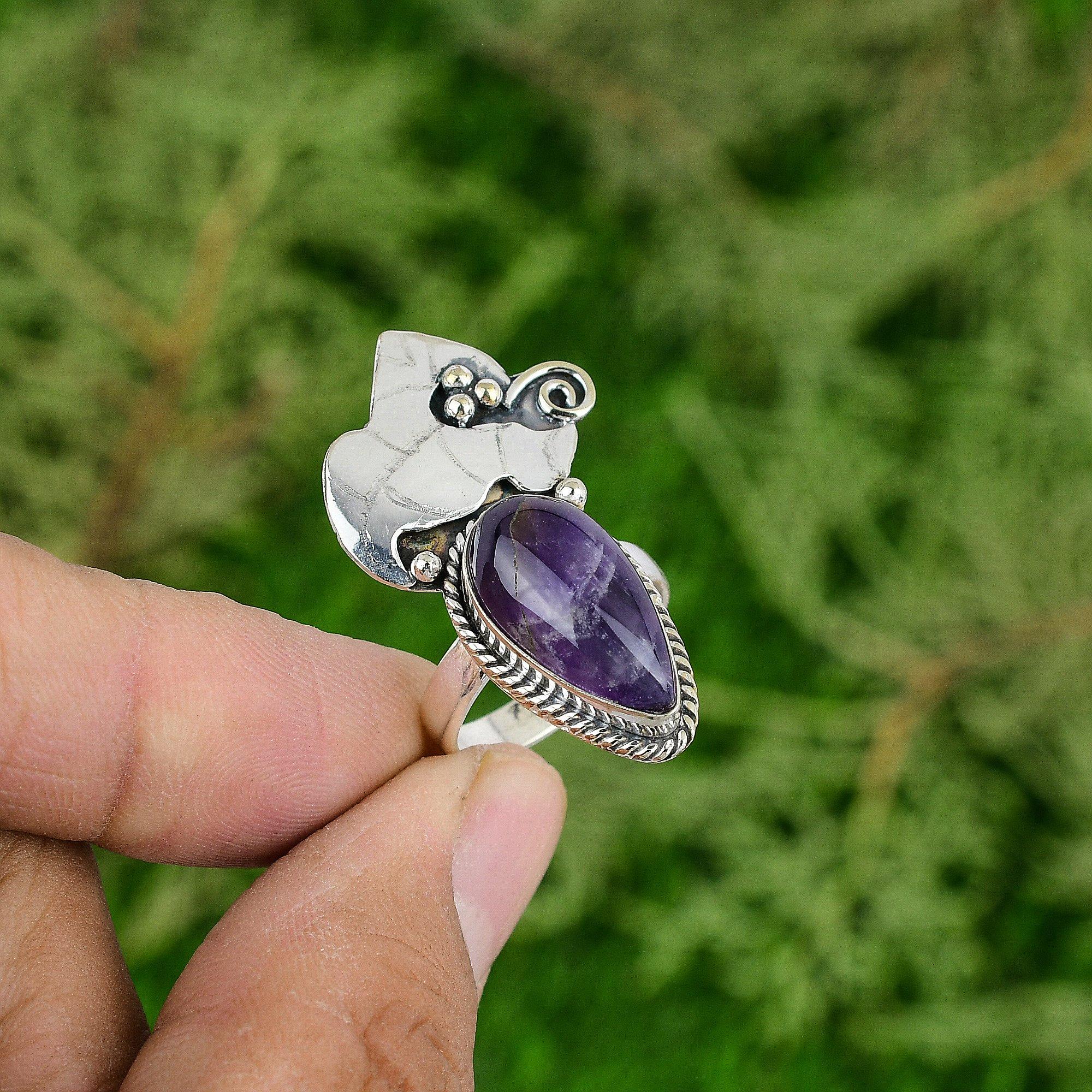 

Распродажа ко Дню женщин Кольцо-солитер с драгоценным камнем аметист шеврон размера 8,25 серебро 925 пробы 8.25