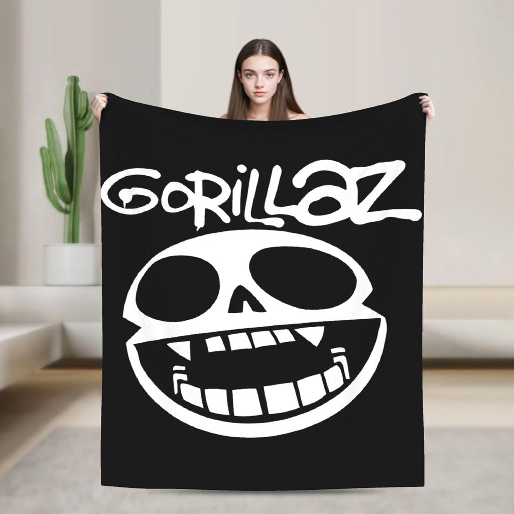 Musikband Gorillaz Crew Flanelldecke Weiche Überwurfdecke für Draußen Flugzeugreisen Mode Tagesdecke Sofa Bettbezug