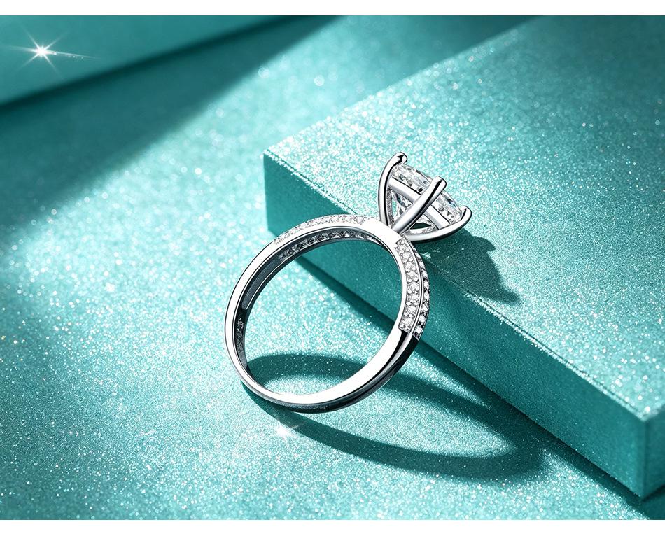 S925 Sterling Silver 2 Carat D Color Moissanite Engagement Ring for Women
