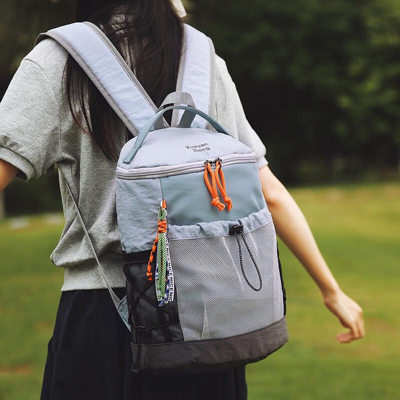 Li Shen Lightweight Travel Backpack
