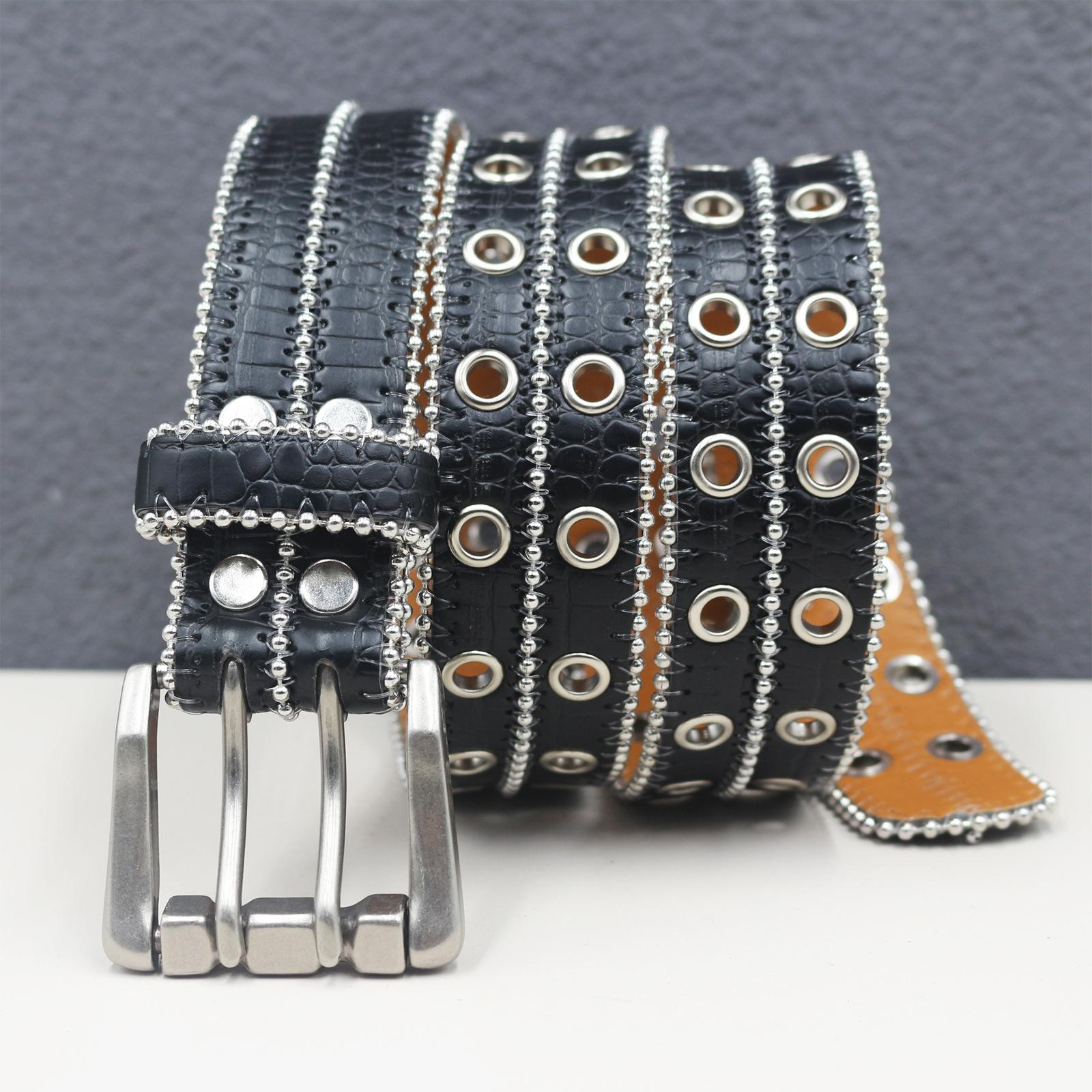 

Тяжелая промышленность Клепка Полый ремень Двухрядный Куриный глаз Крышка ремня Мужской и женский Игла Плащ Хип-хоп Панк стиль Персонализированное Модное украшение 115cm