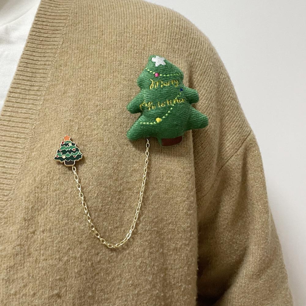 Snowman Elk Plush Chain Brooch Santa Claus Clothes Badge Pins Fashion Christmas Brooch  Xmas Gifts