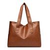 Large-capacity tote bag women's new trendy, fashionable and versatile commuter portable shoulder large bag storage