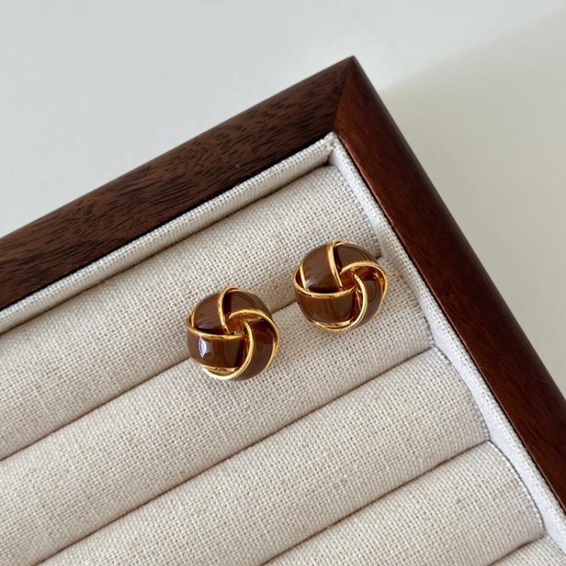 French Maillard Coffee Tone Knot Earrings: Retro, High-End, and Versatile Women s Ear Ornaments