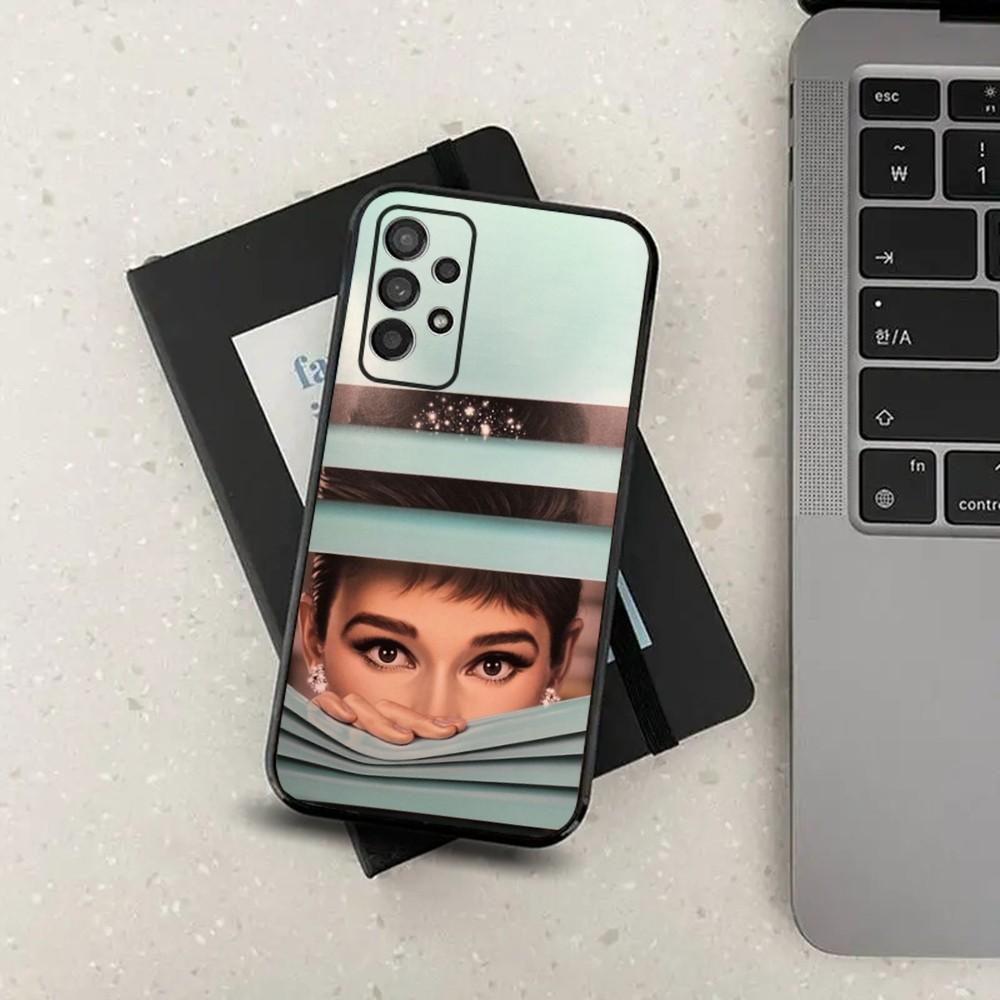 Audrey Hepburn Phone Case For Samsung S24,S21,S22,S23,S30,Ultra,S20,Plus,Fe,Lite,Note,10,9,5G Black Soft Cover