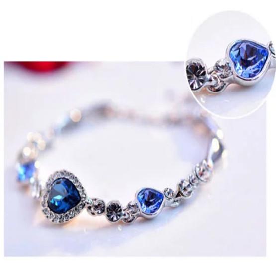 Ocean Heart Crystal Ladies Hand Chain With Silver Plating Suitable For Daily Wear