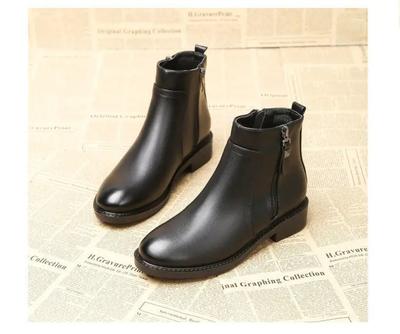 Winter Stiefeletten Damen Schwarz Warm Plüsch Koreanische Version Seitlicher Reißverschluss Baumwollstiefel Damen Flach Luxus Chelsea Boots Kurze Schuhe