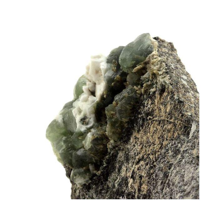 Pierres et Minéraux. Prehnite. 1095.0 ct. La Combe de la Selle, Bourg d'Oisans, France..