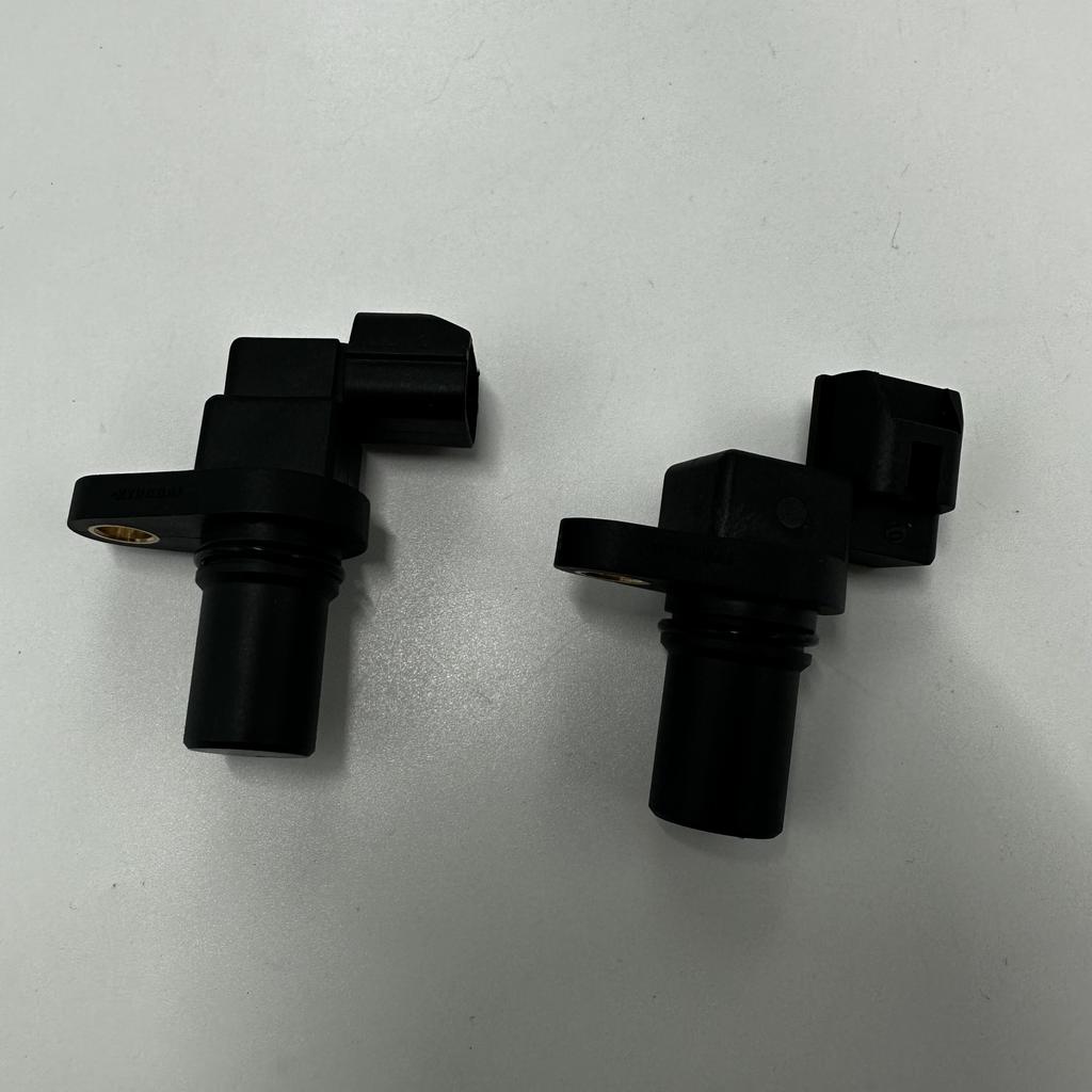 2PC Gearbox Input Output Speed Sensor for Hyundai Sonata Tucson for Kia 4262039051 4262139052