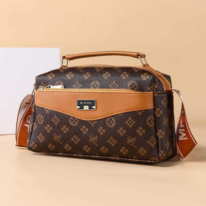 Handbag Crossbody Bag Women s Trendy Single-shoulder Retro Small Square Bag Portable Mobile Phone Bag 1453₽