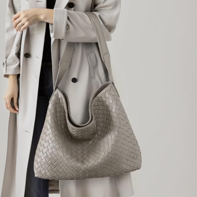Underarm Bag, Autumn and Winter Handcrafted Bag, Large-capacity Crossbody Bag, High-end Leather Women's Bag, Trendy Single-shoulder Bag