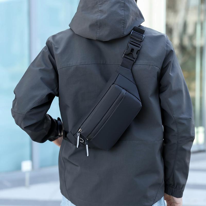 A men's business casual waist bag or chest bag, lightweight, wear-resistant, and durable, For commuting and daily outings